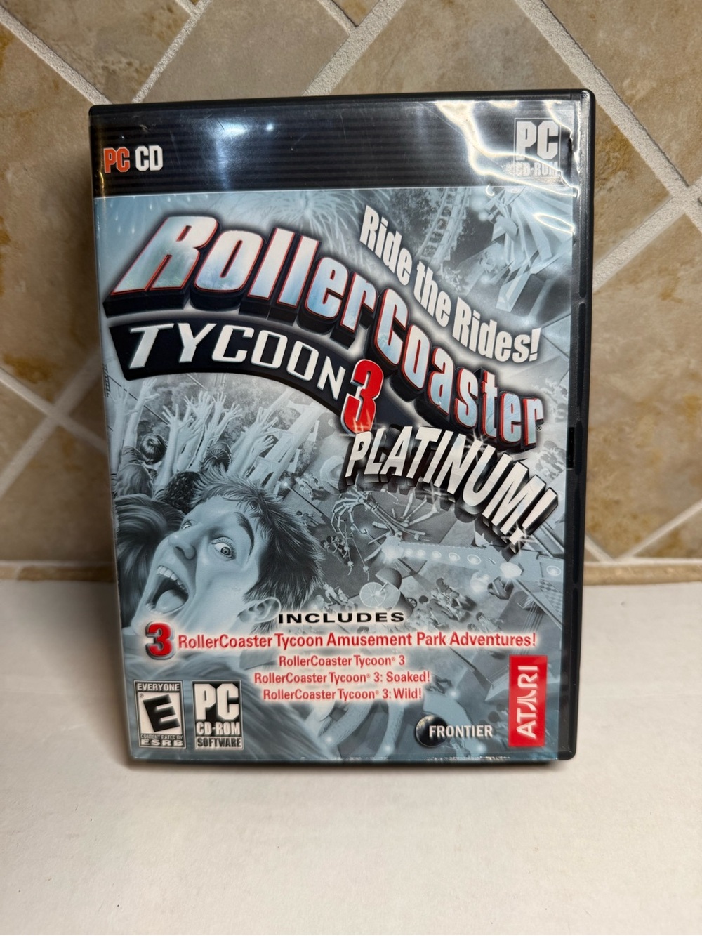 RollerCoaster Tycoon 3 Platinum PC CD-ROM Atari 2006 Soaked Wild Complete